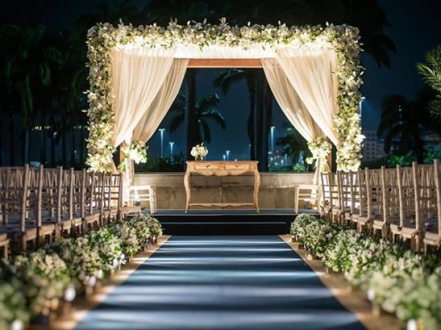 Monte seu casamento!