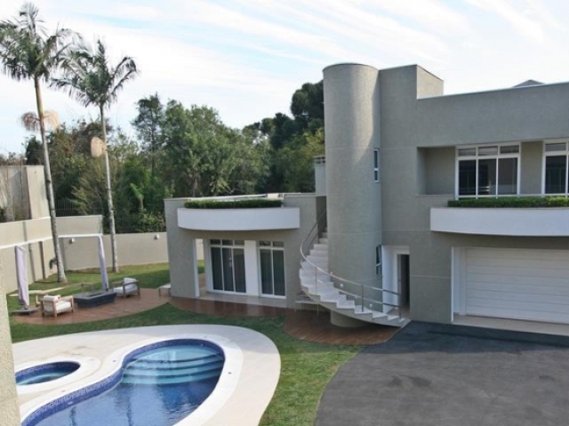 Residência moderna no Campo Comprido