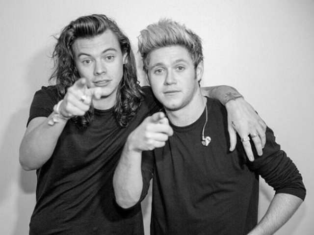 niall horan (novo) harry styles (velho)