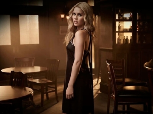 Claire holt