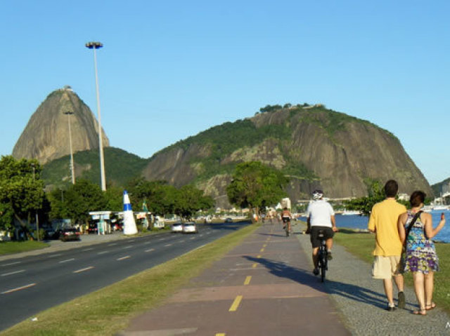 Dar um passeio pela cidade