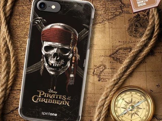 Piratas do Caribe
Obs:vejam os filmes são otimos tem na Netflix bjs