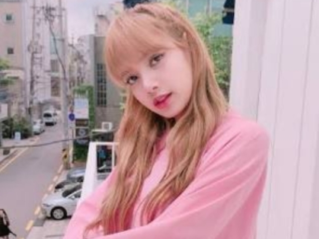 °Lisa° 
Minha linda maknae 💜