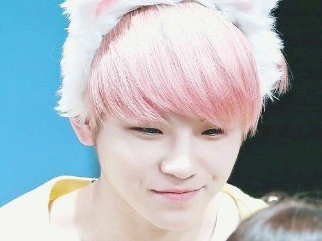 Lee Jihoon-Woozi. (Seventeen)