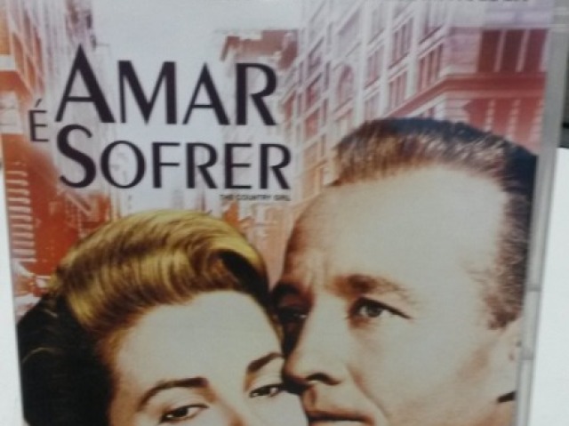 Amar é sofrer.