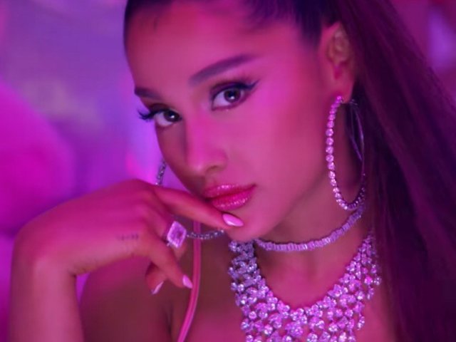 Qual é o clipe da Ariana Grande combina com sua personalidade?