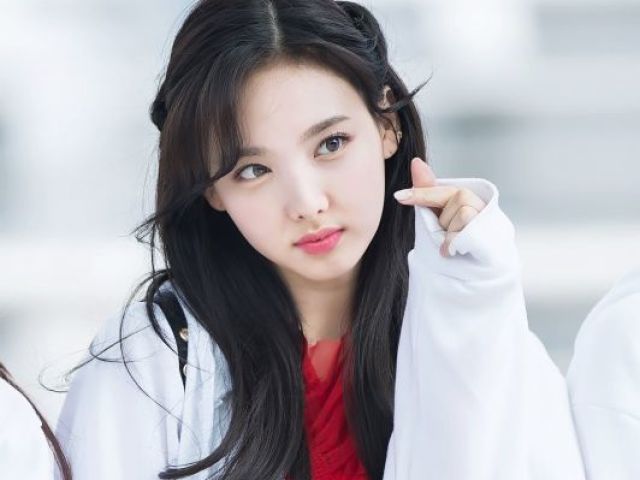 NAYEON