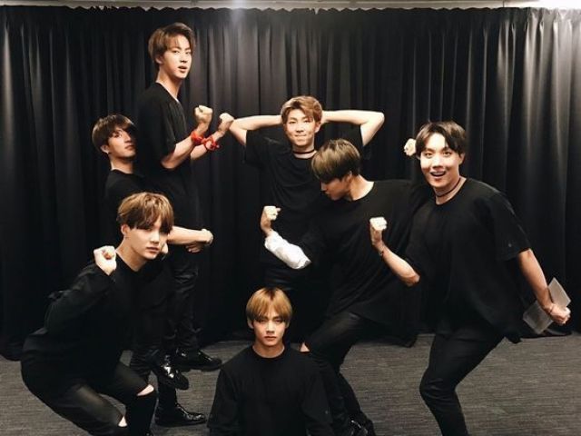 BTS: Adivinhe a música pela tradução!