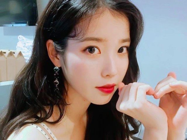 IU