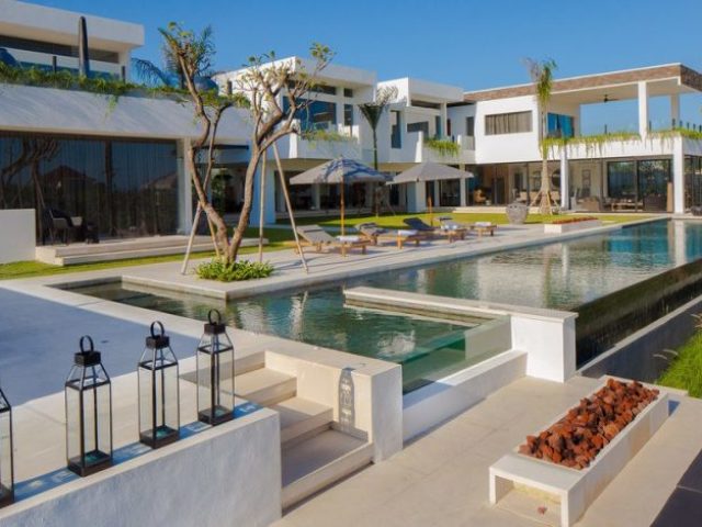 Você sabe identificar as casas dos famosos?