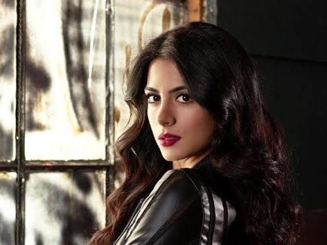 Izzabelle lightwood
