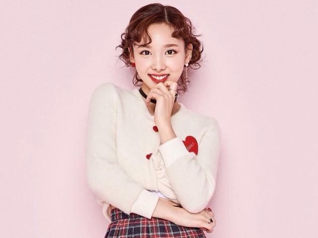 NAYEON