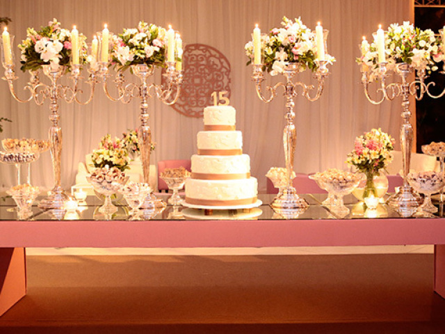 Como será a decoração da sua festa de 15 anos!?