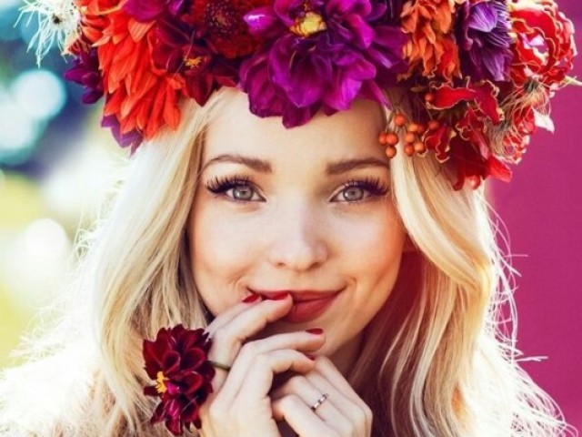 Dove Cameron
