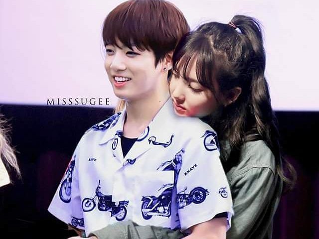 Nayeon/Jungkook (SHIPPO)