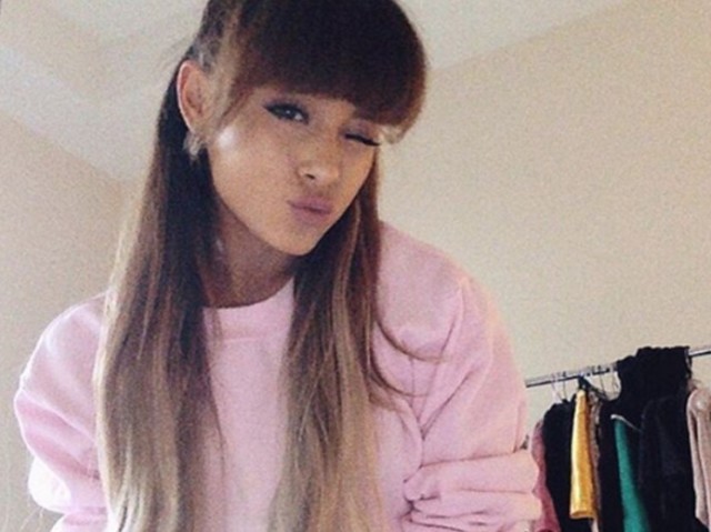 Parabéns, você é um fã e conhece mesmo a Ariana Grande!