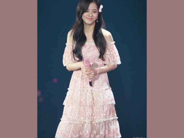 Princesa Kim Jisoo vai dominar sua vida