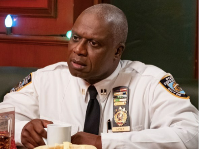 Você tirou o capitão Holt