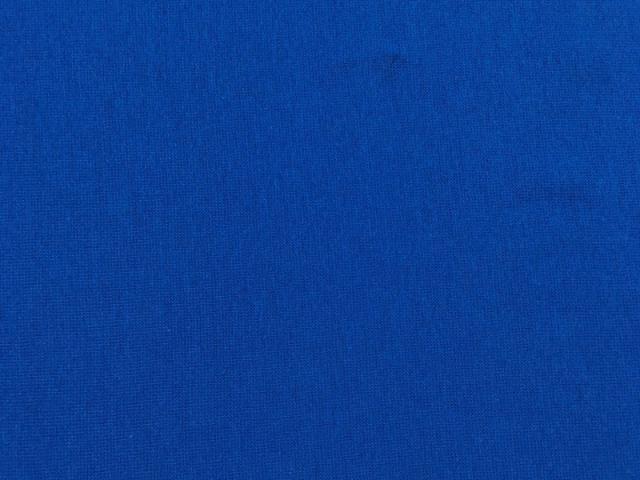 Azul.