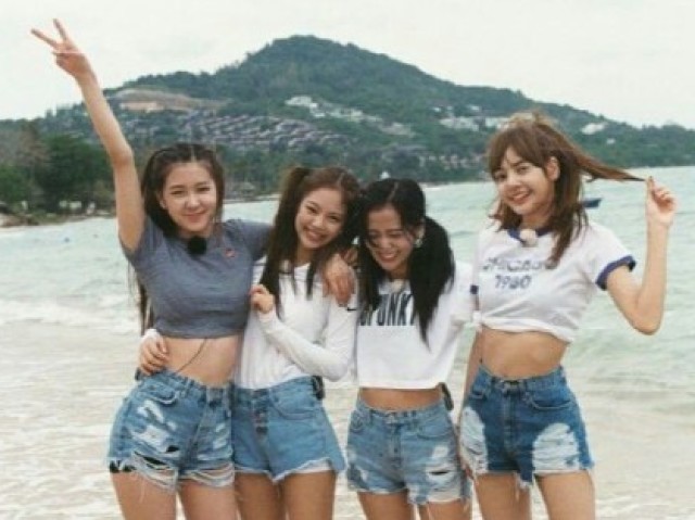 Kim Jennie, Lisa Manoban, Jisoo Kim, Rose Park