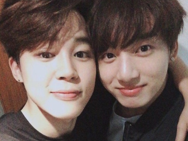 (BTS) Quem você seria? Jimin ou JungKook?