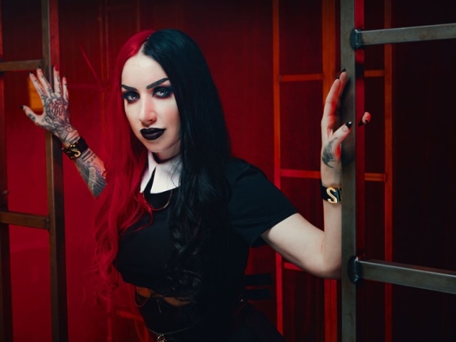 Qual frontwoman do metal você seria?