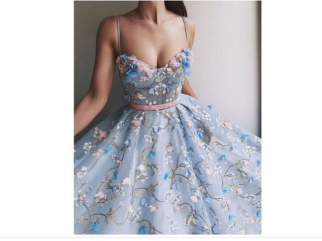 Um florido, fofo e lindo
Azul bebê amo