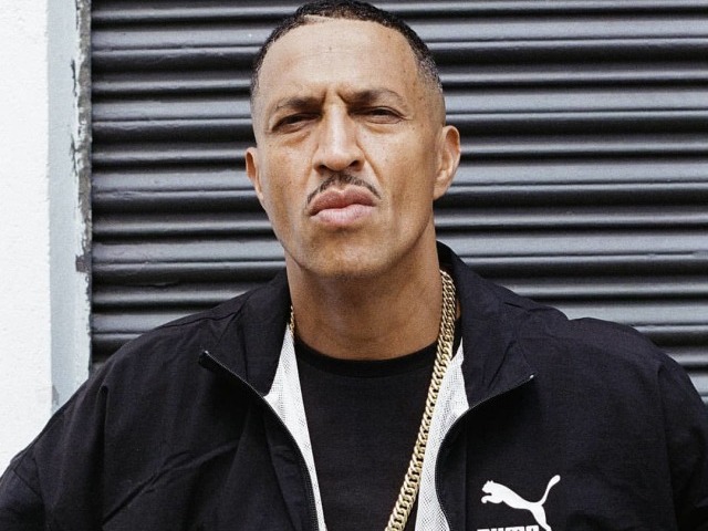 Mano brown