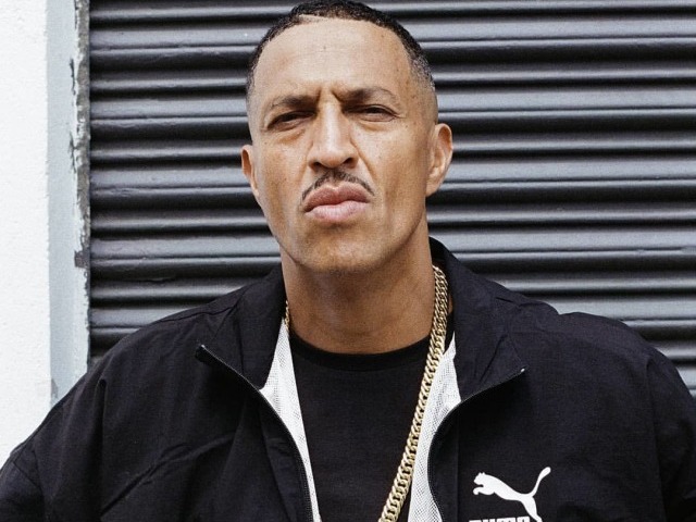 Mano brown