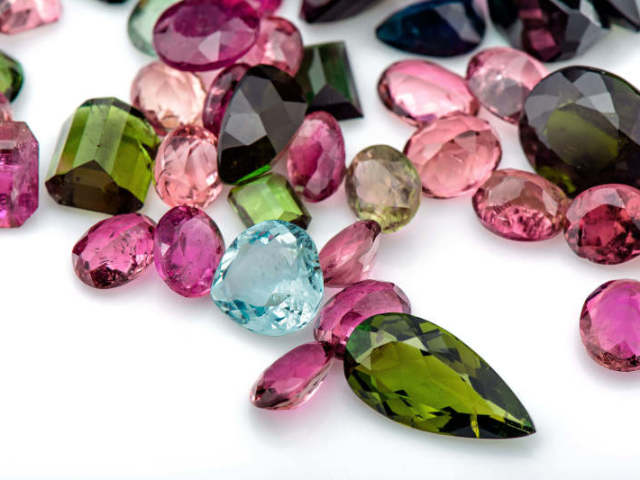 Qual pedra preciosa você seria?