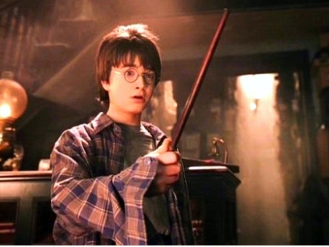 Ollivander's: Qual varinha você levaria para Hogwarts?