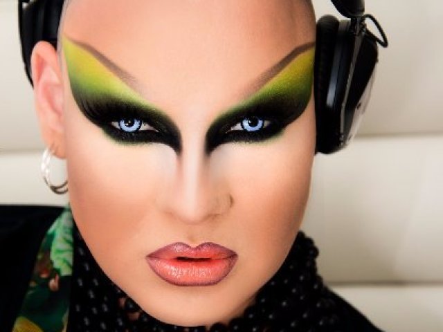 Nina Flowers