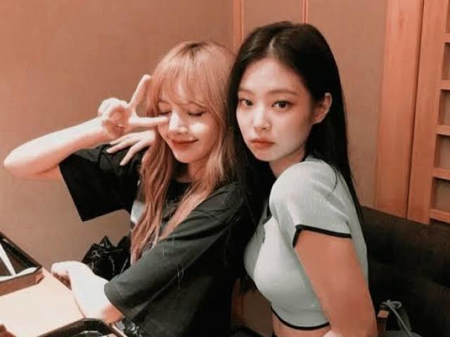 Jenlisa é claro 🖤