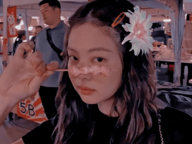 →˚₊ JENNIE!