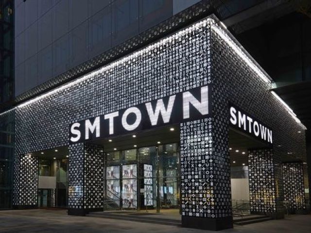 SM Town