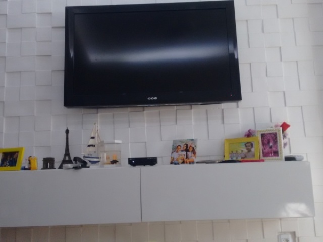 A Tv da sala( não é um cômodo mas escolha)