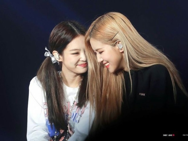 Jennie e Rosé