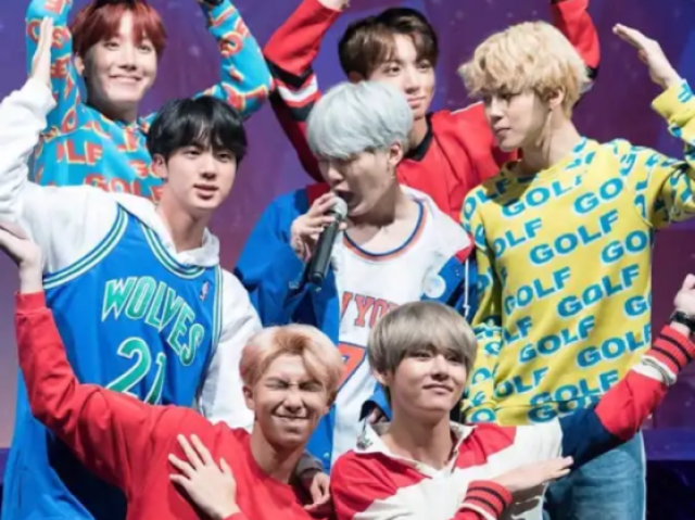 Kim Namjoom
Kim Seokjin
Min yoongi
Jung hoseok
Park Jimin
Kim taehyung
Jeon jungkook