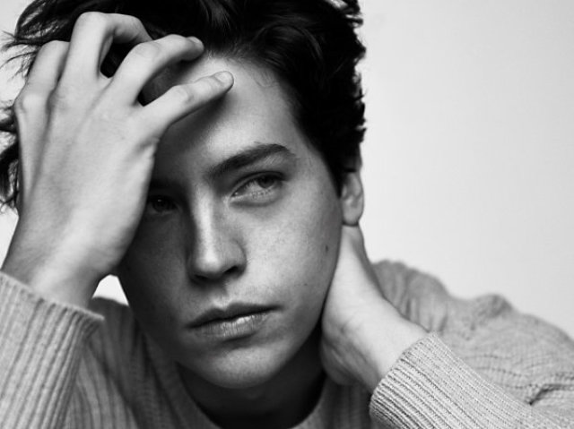 Será que você conhece Cole Sprouse?