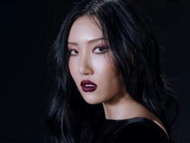 Hwasa(Mamamoo)