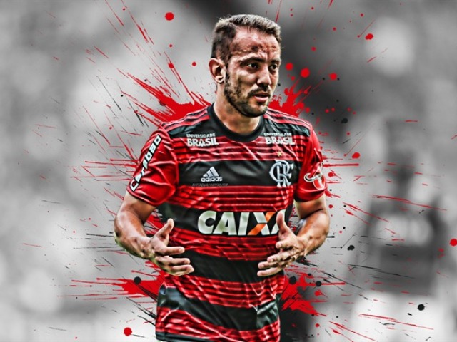 Everton Ribeiro?