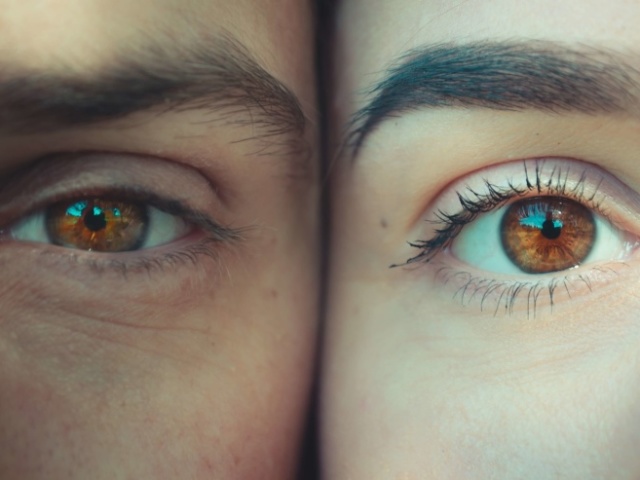 Qual deveria ser a cor dos seus olhos?