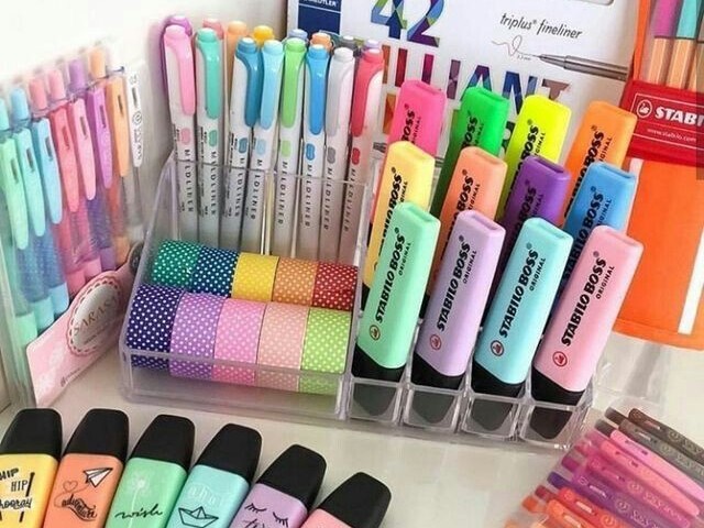 Seu material escolar! ♡