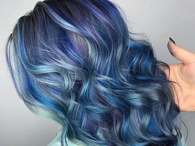 Azul