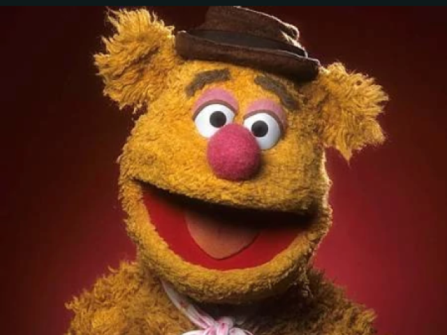 Fozzie Bear (Ou Eric Jacobson se você for um realista desanimador)