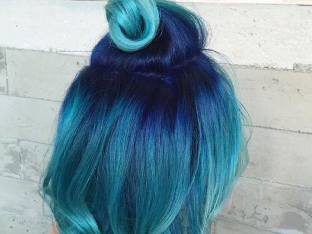 Azul