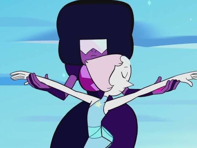 Pérola e garnet