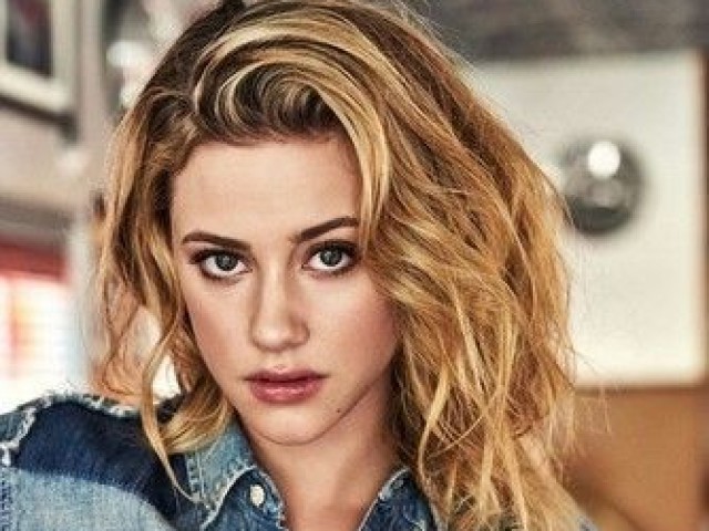 Lili Reinhart