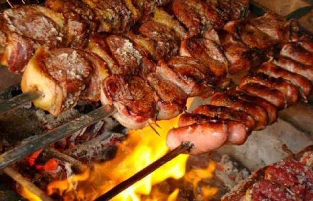 Amo churrasco.