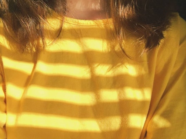 Amarelo